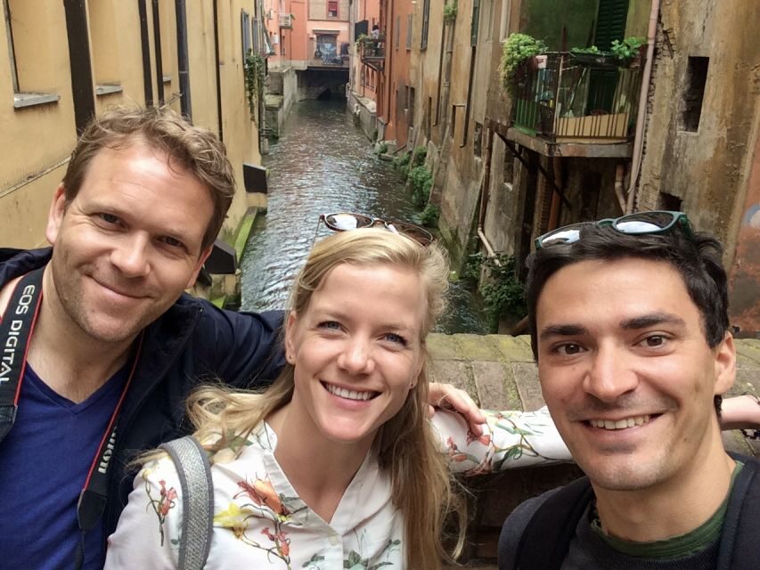 Best of Bologna: Private & Personalised Walking Experience - Iconic Bologna moments plus off-the-beaten detours