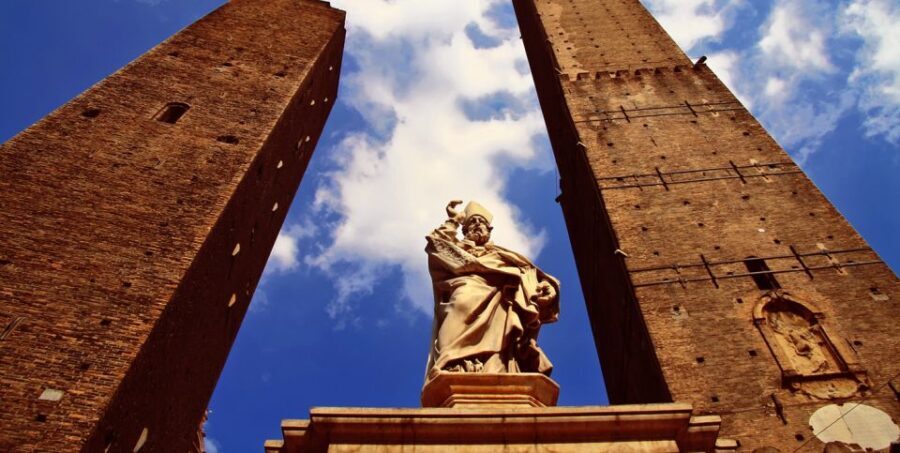 Bologna: Guided Walking Tour - La Dotta, La Grassa, and La Rossa: Why Bologna’s Nicknames Matter