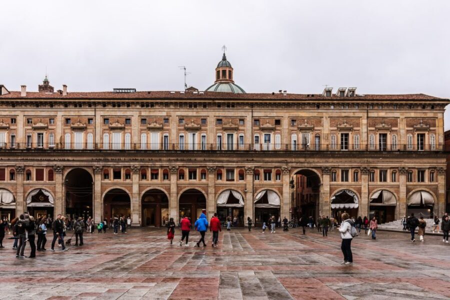 Bologna: Highlights and Hidden Gems of the City Tour - A 3-Hour Private Walk: Pacing, Flow, and Flexibility