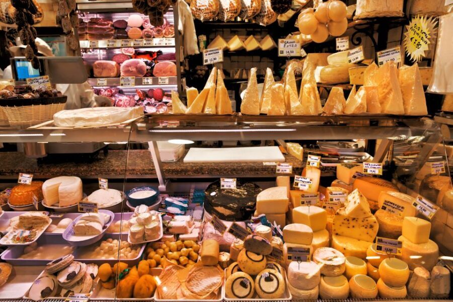 Bologna: Market, Cooking Demo and Meal at a Local's Home - FAQ