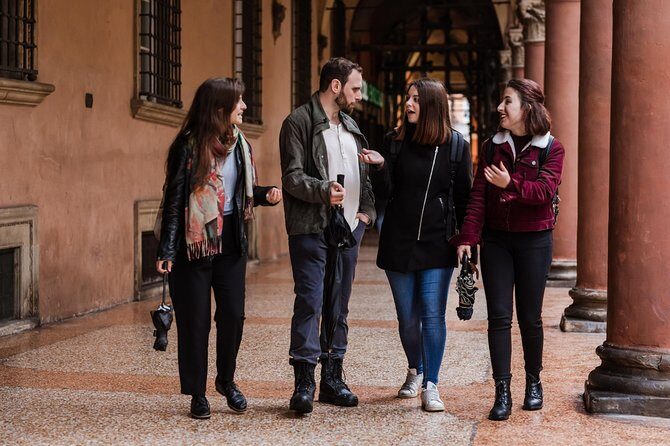 Bologna Private Highlights & Hidden Gems Tour with a Local - Where you meet your host near CometVia IV Novembre