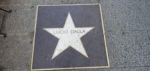 Bologna: Private Walking Tour with a Guide - Neptune’s Fountain and Bologna’s Signature Architecture