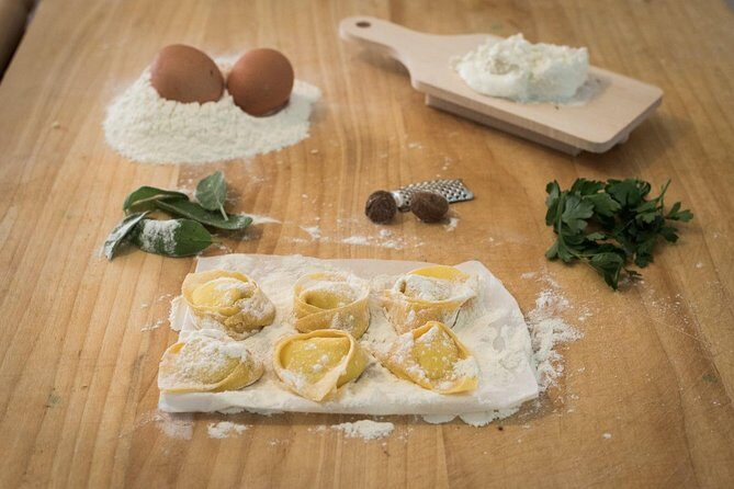 Cesarine: Market Tour & Cooking Class at Local's Home in Bologna - Price and Value: Is $226.85 Fair for What You Get?