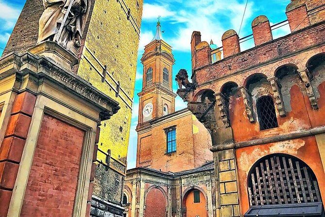 Classic Private Walking Tour Bologna - Basilica di San Petronio: admission included, dress code matters