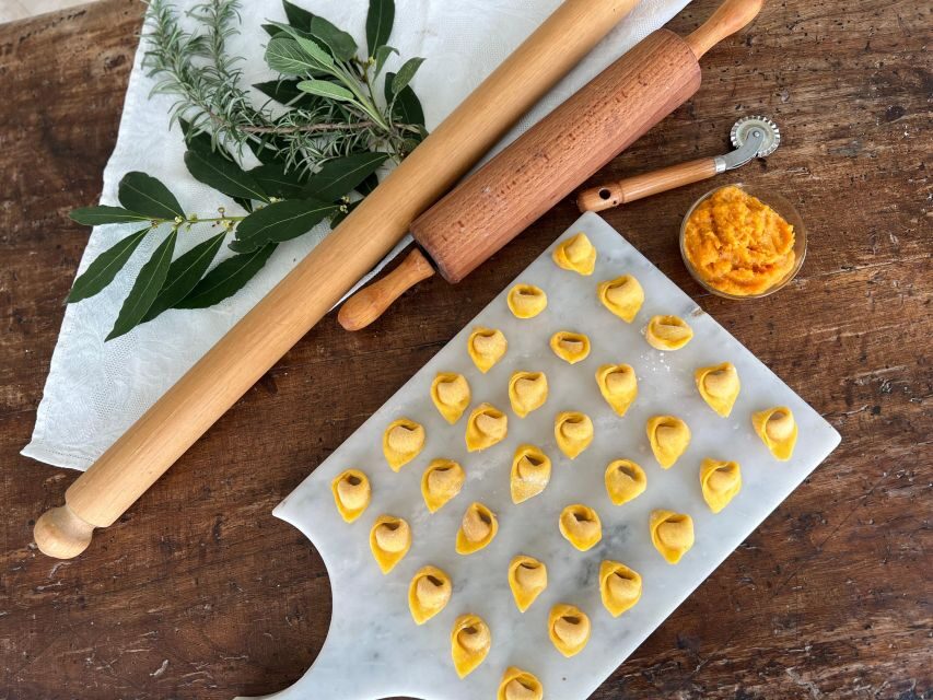 Felsina Culinaria - The Bolognese Cooking Class - The sauce lesson: why Bolognese ragù takes patience