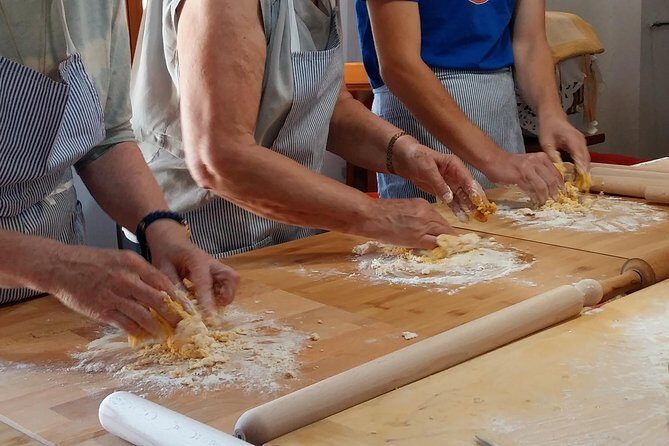 Lezione con Chef di Cucina Tradizionale Bolognese - The organic farm vibe (and why it matters for the food)