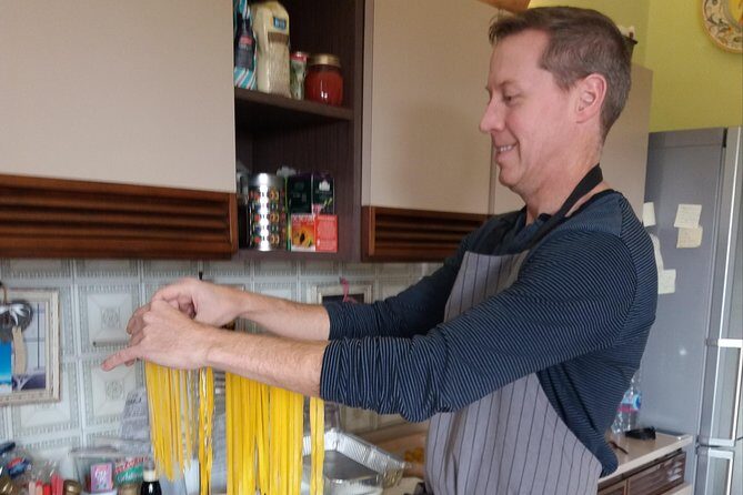 Pastamama, Home Cooking Classes at Grace's Home - Mercato di Mezzo stop: where Bologna food culture starts