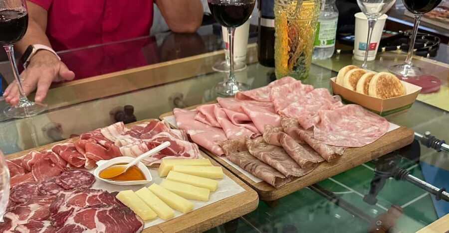 Taste Bologna's Culinary Treasure with a local - Market Walk: What You’re Learning When You Taste in Bologna